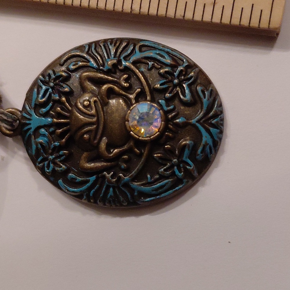 Artisan Rabbit and Crown Brooch - Picture 5 of 6
